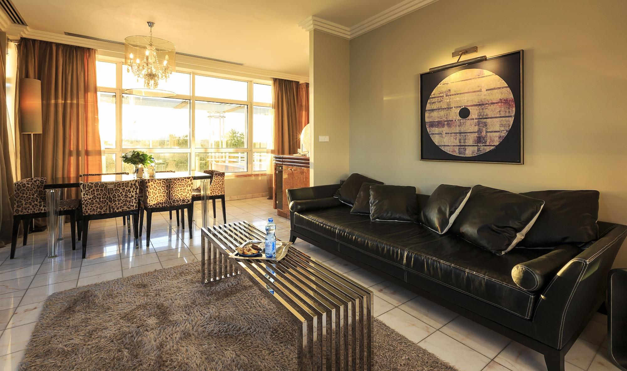Celestins Spa Thermal & Hotel By Vy Resort Vichy Exteriér fotografie A living room