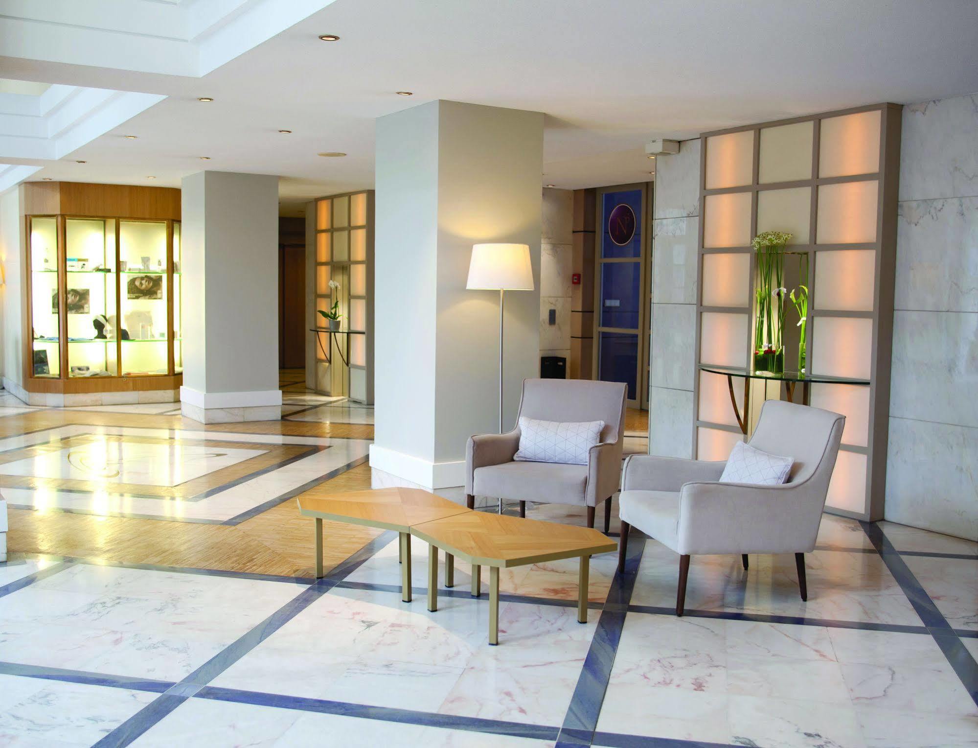 Celestins Spa Thermal & Hotel By Vy Resort Vichy Exteriér fotografie Lobby
