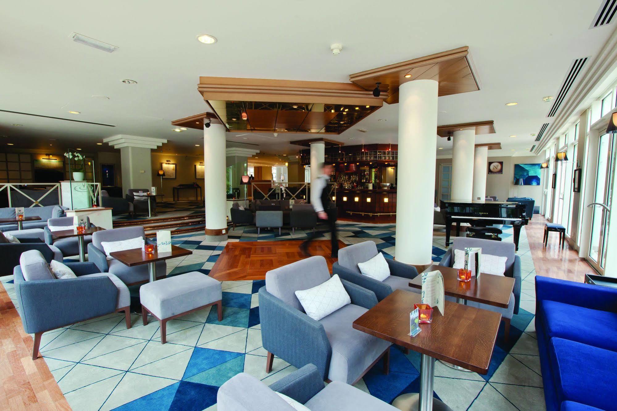 Celestins Spa Thermal & Hotel By Vy Resort Vichy Exteriér fotografie The lobby of the hotel